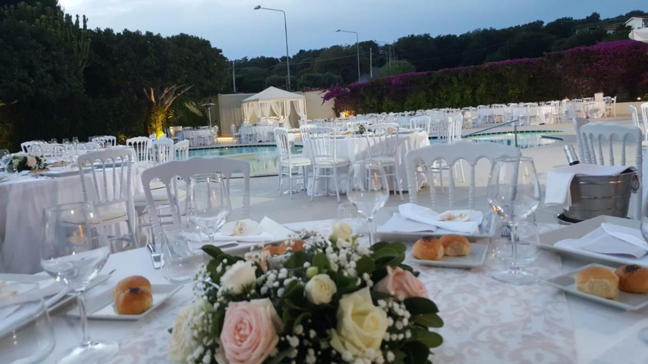 Sunshine Club Hotel Centro Benessere Ricadi Zewnętrze zdjęcie